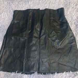 River Island - leather look paper bag style skirt